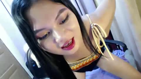 Snapshot of yourangelictransgirl chatting on December 14, 2024, 2:56 am Hi its me Yna online show from December 14, 2024, 2:56 am