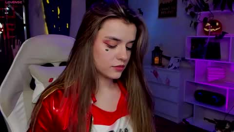 Anikka online show from October 29, 2025, 8:43 pm