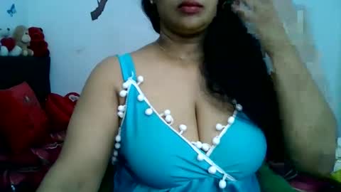 Snapshot of yourashawari chatting on March 6, 2026, 8:22 am yourashawari online show from March 6, 2026, 8:22 am