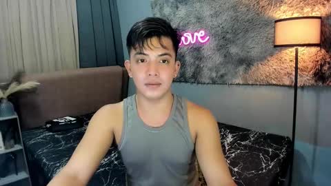 yourasian_bradley online show from September 28, 2025, 1:49 pm