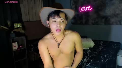 yourasian_bradley online show from January 8, 2026, 4:26 am