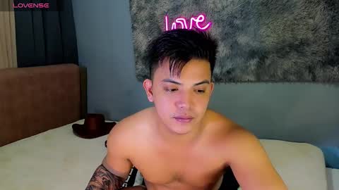 Snapshot of yourasian_bradley chatting on January 17, 2026, 1:05 pm yourasian_bradley online show from January 17, 2026, 1:05 pm