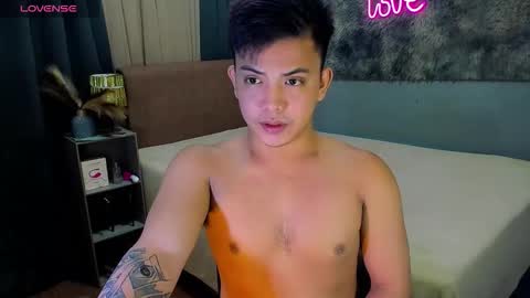 Snapshot of yourasian_bradley chatting on January 19, 2026, 4:11 pm yourasian_bradley online show from January 19, 2026, 4:11 pm