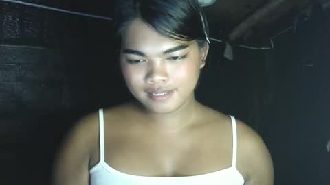 Snapshot of yourasian_kendal chatting on May 7, 2026, 2:11 pm Kendal online show from May 7, 2026, 2:11 pm