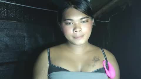 Snapshot of yourasian_kendal chatting on May 11, 2026, 1:17 pm Kendal online show from May 11, 2026, 1:17 pm