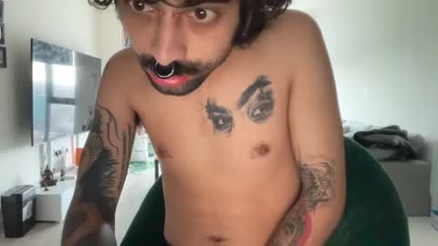 Snapshot of yourboo25 chatting on February 7, 2026, 11:47 am yourboo25 online show from February 7, 2026, 11:47 am