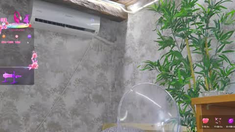 Anna online show from October 9, 2025, 7:12 pm