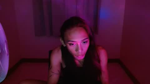 yourcumslutari online show from May 19, 2026, 5:19 pm
