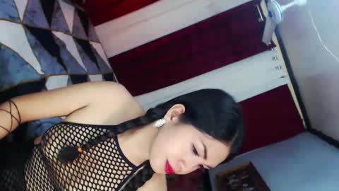 Snapshot of yourdream_gurl chatting on February 26, 2025, 11:52 am yourdream_gurl online show from February 26, 2025, 11:52 am