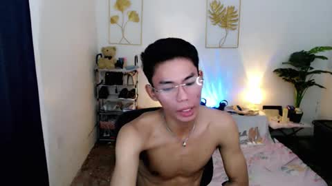 Snapshot of yourdreamboyx chatting on October 28, 2025, 5:55 am Rence online show from October 28, 2025, 5:55 am