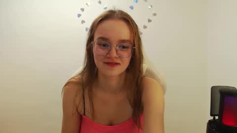 Snapshot of yourdreamray chatting on October 24, 2025, 5:20 pm Lana online show from October 24, 2025, 5:20 pm