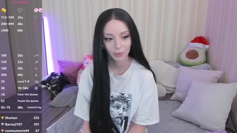 Snapshot of youreyesgazm chatting on January 6, 2025, 11:40 am Mary online show from January 6, 2025, 11:40 am