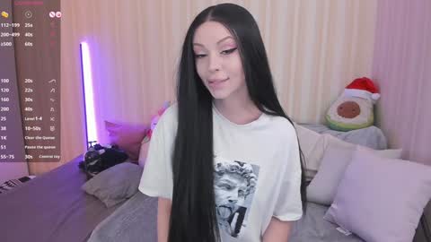 Snapshot of youreyesgazm chatting on January 12, 2025, 8:14 am Mary online show from January 12, 2025, 8:14 am