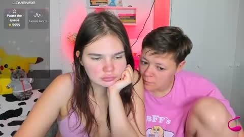 Tina and Kate online show from July 4, 2026, 8:04 pm
