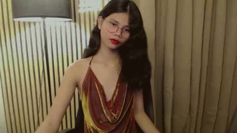 Snapshot of yourfavoratevivian chatting on November 13, 2025, 9:47 pm Vivian online show from November 13, 2025, 9:47 pm