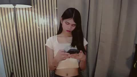 Snapshot of yourfavoratevivian chatting on November 30, 2025, 10:03 pm Vivian online show from November 30, 2025, 10:03 pm