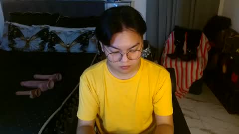 Snapshot of yourfemboitinydick chatting on June 18, 2026, 4:22 pm Fem boi Nards online show from June 18, 2026, 4:22 pm