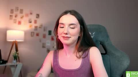 Snapshot of yourfrenchteacher chatting on September 15, 2025, 8:53 pm Chloe online show from September 15, 2025, 8:53 pm