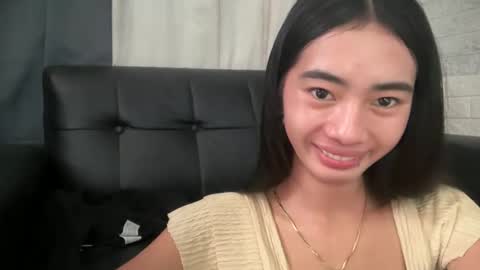 Snapshot of yourgirlsweet_kishia chatting on May 15, 2026, 11:23 pm yourgirlsweet_kishia online show from May 15, 2026, 11:23 pm