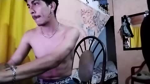 Snapshot of yourgodzeus chatting on February 23, 2025, 2:07 am yourgodzeus online show from February 23, 2025, 2:07 am