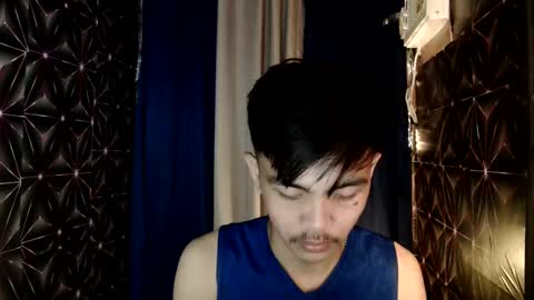 Snapshot of yourguy_josh23 chatting on December 12, 2024, 1:32 am Josh online show from December 12, 2024, 1:32 am