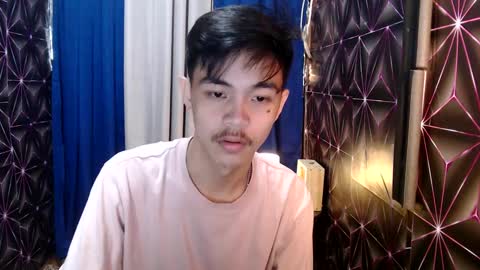 Snapshot of yourguy_josh23 chatting on December 18, 2024, 6:35 pm Josh online show from December 18, 2024, 6:35 pm