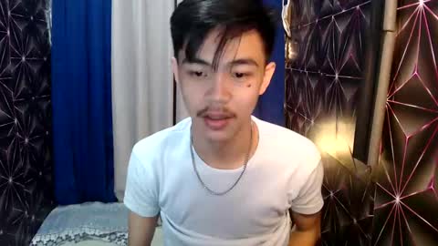 Snapshot of yourguy_josh23 chatting on December 22, 2024, 7:21 pm Josh online show from December 22, 2024, 7:21 pm