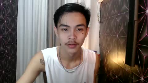 Snapshot of yourguy_josh23 chatting on December 31, 2024, 10:04 am Josh online show from December 31, 2024, 10:04 am