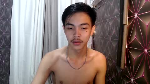 Snapshot of yourguy_josh23 chatting on January 7, 2025, 5:43 am Josh online show from January 7, 2025, 5:43 am