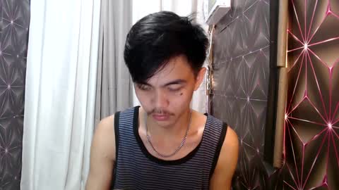 Snapshot of yourguy_josh23 chatting on January 7, 2025, 6:35 pm Josh online show from January 7, 2025, 6:35 pm