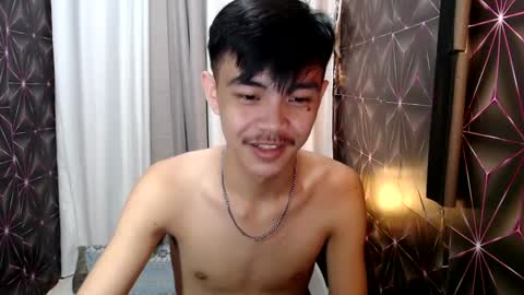 Snapshot of yourguy_josh23 chatting on January 22, 2025, 10:05 pm Josh online show from January 22, 2025, 10:05 pm