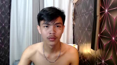 Snapshot of yourguy_josh23 chatting on February 4, 2025, 7:40 am Josh online show from February 4, 2025, 7:40 am