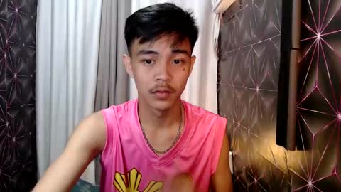 Snapshot of yourguy_josh23 chatting on February 19, 2025, 11:38 am Josh online show from February 19, 2025, 11:38 am