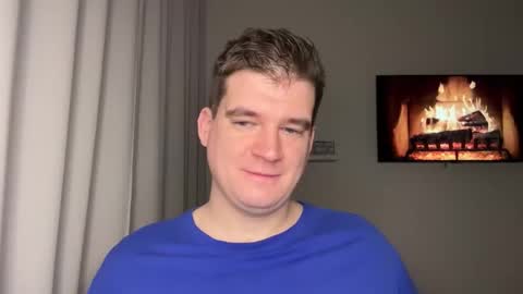 Snapshot of yourhairybuddy chatting on November 30, 2025, 8:13 pm Andrey online show from November 30, 2025, 8:13 pm