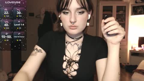 Snapshot of yourhanna_ chatting on December 21, 2025, 3:30 pm hanna online show from December 21, 2025, 3:30 pm