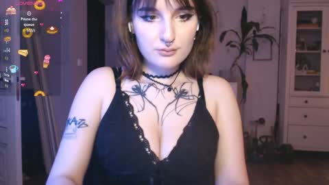 Snapshot of yourhanna_ chatting on April 9, 2026, 6:46 pm hanna online show from April 9, 2026, 6:46 pm