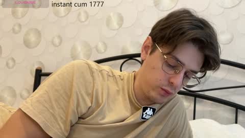 Snapshot of yourhotchristian chatting on January 17, 2025, 7:41 am Chris online show from January 17, 2025, 7:41 am