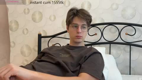 Snapshot of yourhotchristian chatting on February 18, 2025, 7:21 am Chris online show from February 18, 2025, 7:21 am
