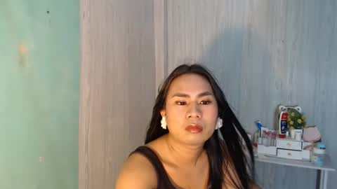 Mauie  online show from May 16, 2026, 12:29 am