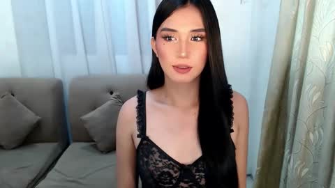 Snapshot of yourhottinglatisha chatting on October 6, 2025, 5:49 am trisha online show from October 6, 2025, 5:49 am