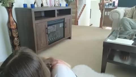 yourlittleass online show from November 4, 2025, 3:33 pm