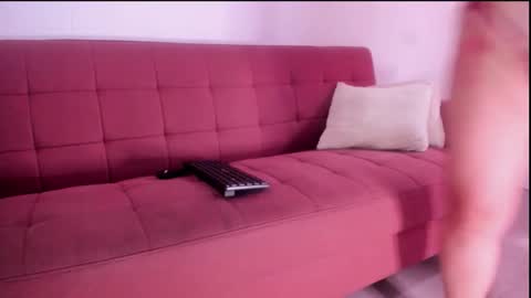 Lola Independent Model online show from December 3, 2025, 6:17 pm