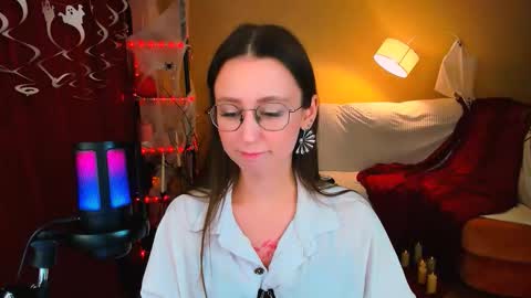 Snapshot of yourlovelystoryy chatting on October 27, 2025, 4:33 pm Vetta online show from October 27, 2025, 4:33 pm