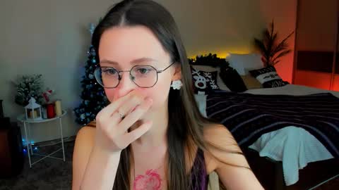 Snapshot of yourlovelystoryy chatting on December 20, 2025, 11:17 am Vetta online show from December 20, 2025, 11:17 am