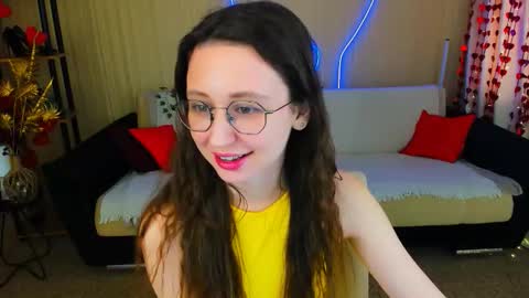 Snapshot of yourlovelystoryy chatting on March 21, 2026, 12:21 pm Vetta online show from March 21, 2026, 12:21 pm