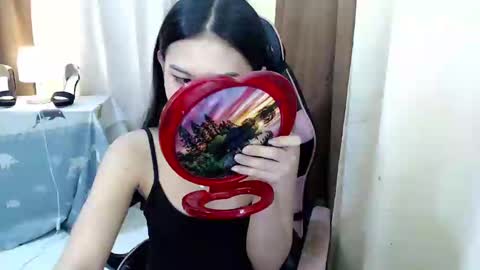 Snapshot of yourlovelytranspinay chatting on March 6, 2025, 5:35 am your lovely Dina online show from March 6, 2025, 5:35 am