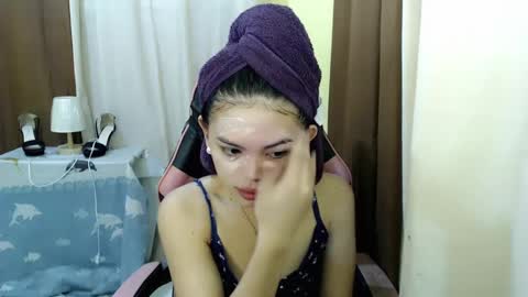 Snapshot of yourlovelytranspinay chatting on March 12, 2025, 1:36 am your lovely Dina online show from March 12, 2025, 1:36 am