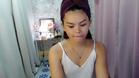 Snapshot of yourlovelytranspinay chatting on February 16, 2026, 1:35 am your lovely Dina online show from February 16, 2026, 1:35 am