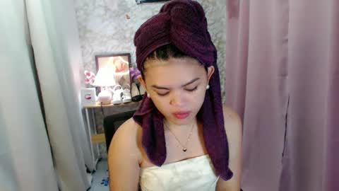 Snapshot of yourlovelytranspinay chatting on February 25, 2026, 2:21 am your lovely Dina online show from February 25, 2026, 2:21 am