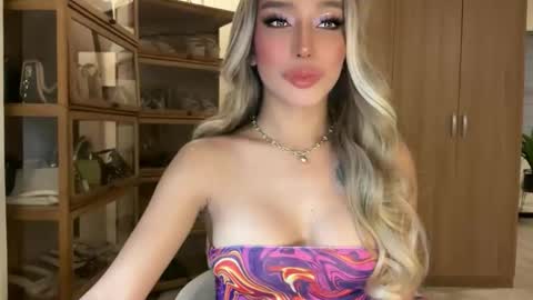 Pearl online show from October 13, 2025, 7:08 am